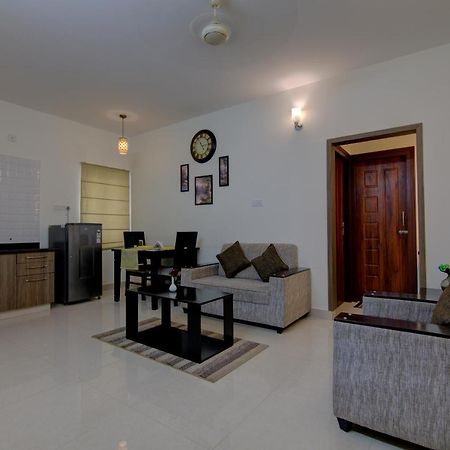 Sunshine Suites Grand Deluxe Μπανγκαλόρ Εξωτερικό φωτογραφία