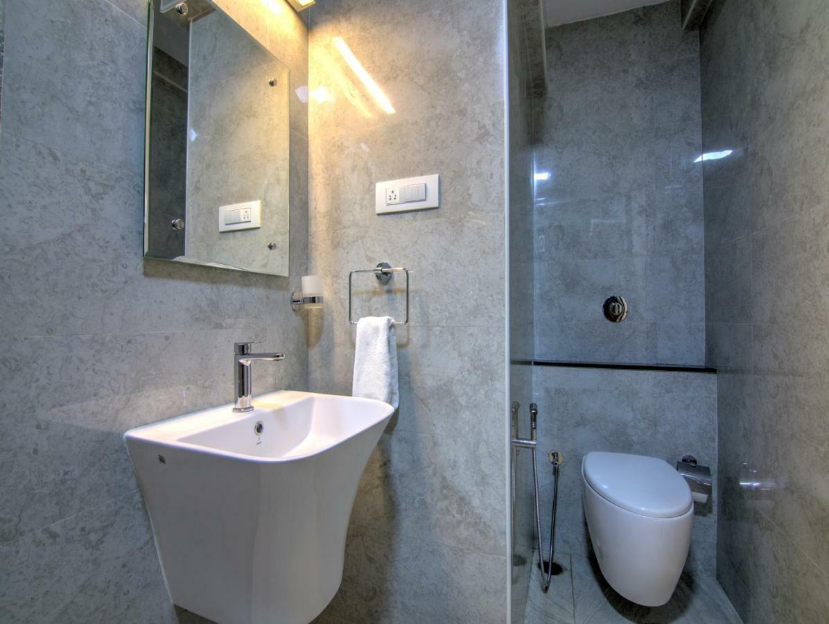 Sunshine Suites Grand Deluxe Μπανγκαλόρ Εξωτερικό φωτογραφία